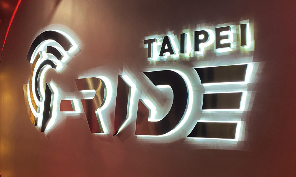 Read more about the article 【台北景點】i-Ride TAIPEI｜5D擬真飛行體驗超好玩！