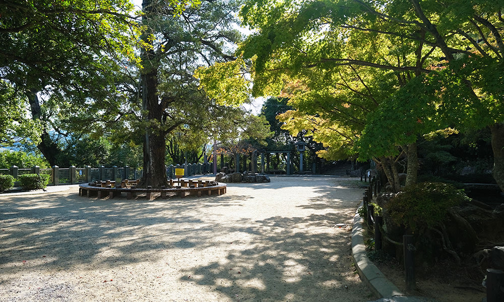 諏訪神社旁的長崎公園