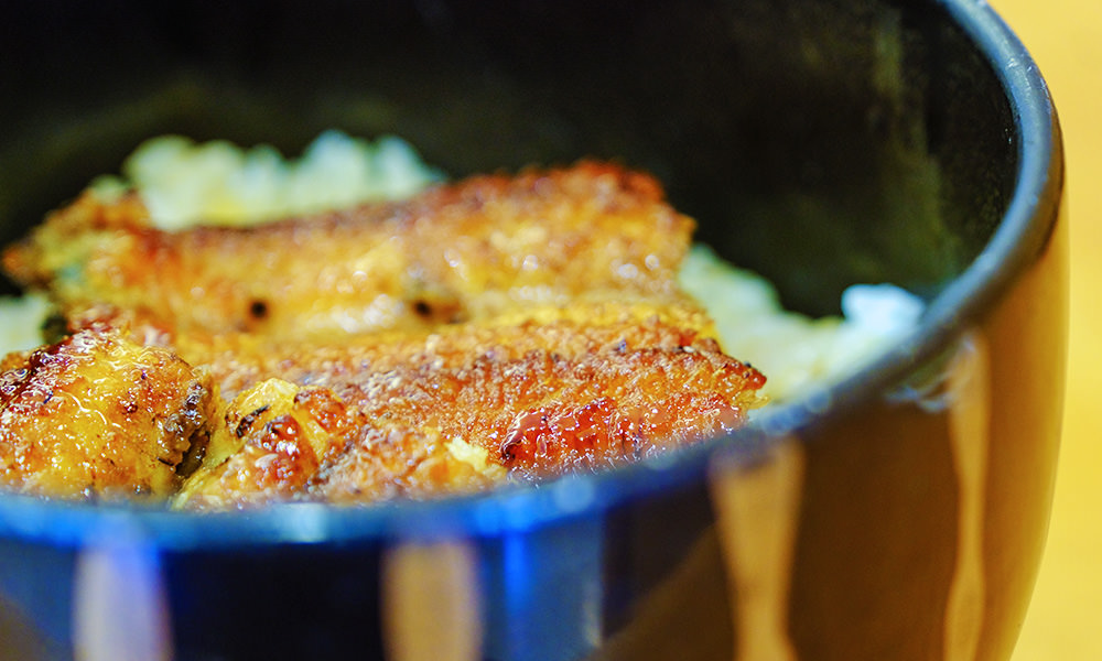 Read more about the article 福岡美食－吉塚鰻魚，博多百年老店！米其林推薦超美味鰻魚