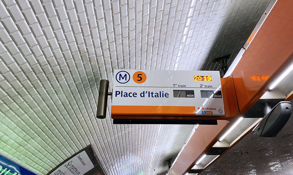 巴黎交通地鐵月台指示