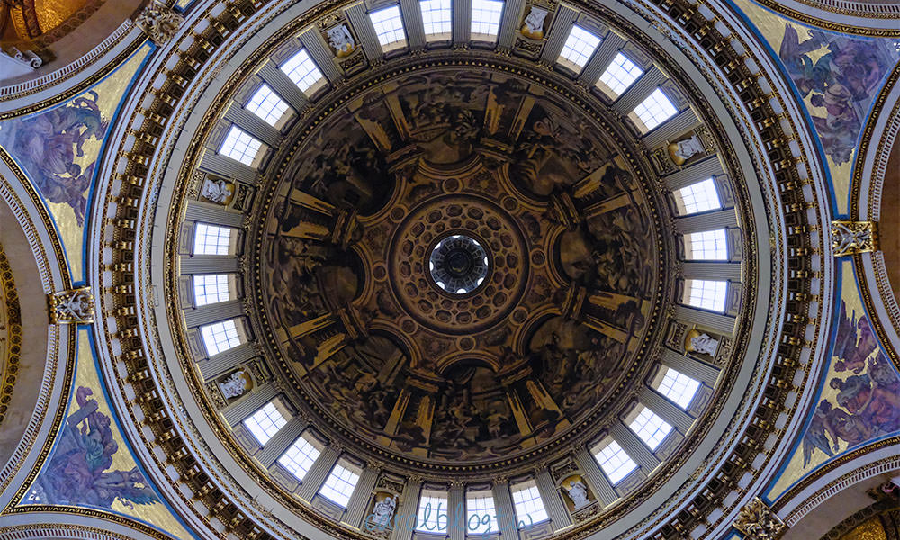 聖保羅大教堂 圓頂上的裝飾