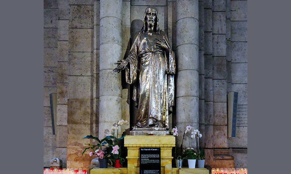 聖心堂 聖心雕像
