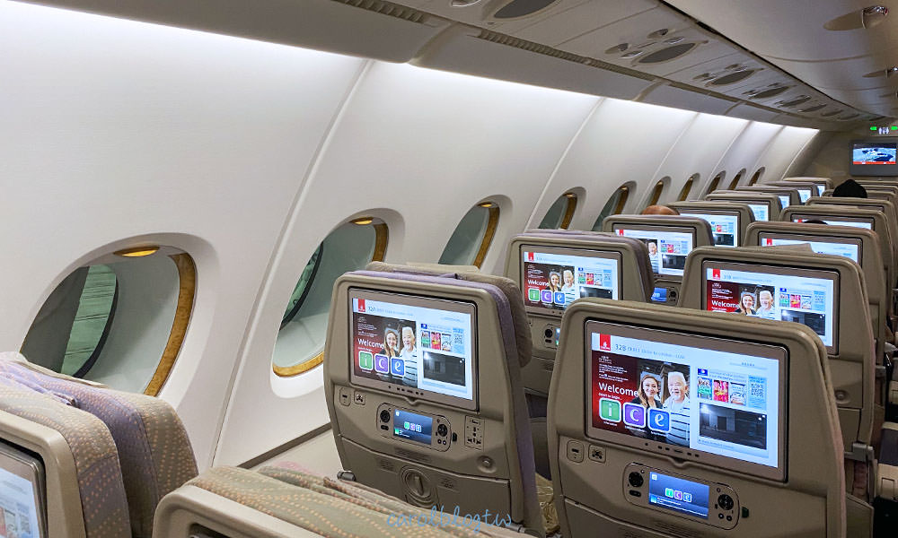 Read more about the article 【阿聯酋航空】空中巴士A380上層座艙免加價！杜拜轉機免費旅館簽證申請