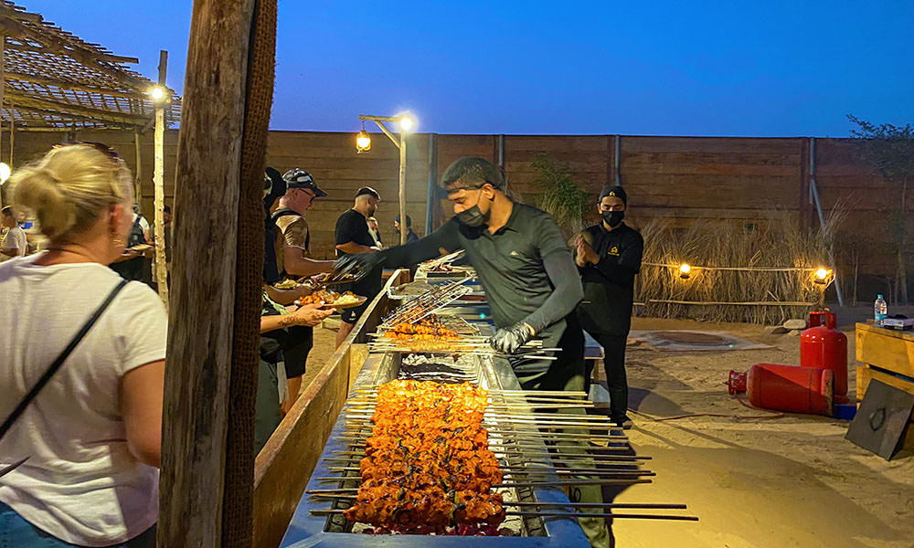 杜拜衝沙半日遊 晚餐BBQ