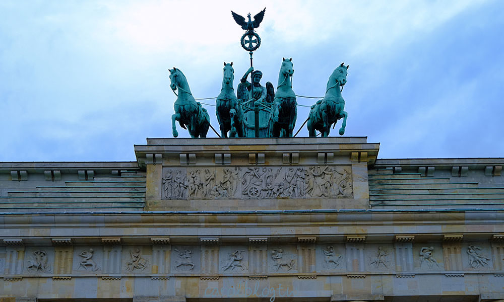 布蘭登堡門上的勝利女神像