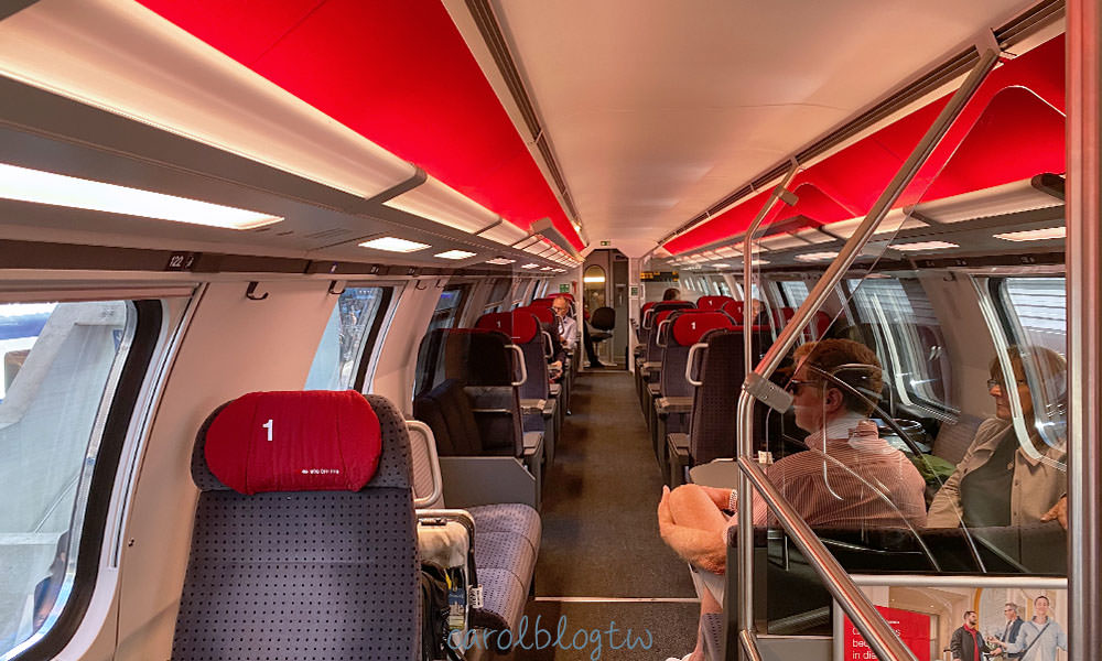 瑞士火車一等艙車廂